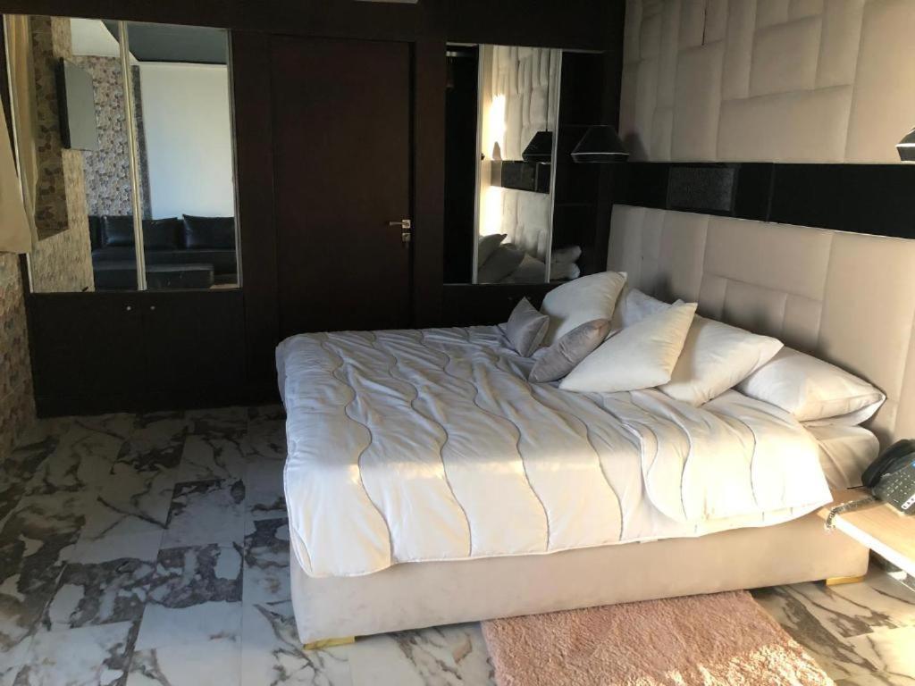 Hotel Suites Villaborasol Tanger Extérieur photo